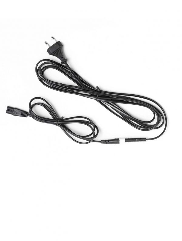 LED Strahler 25 W, inkl. Verlängerungskabel.
