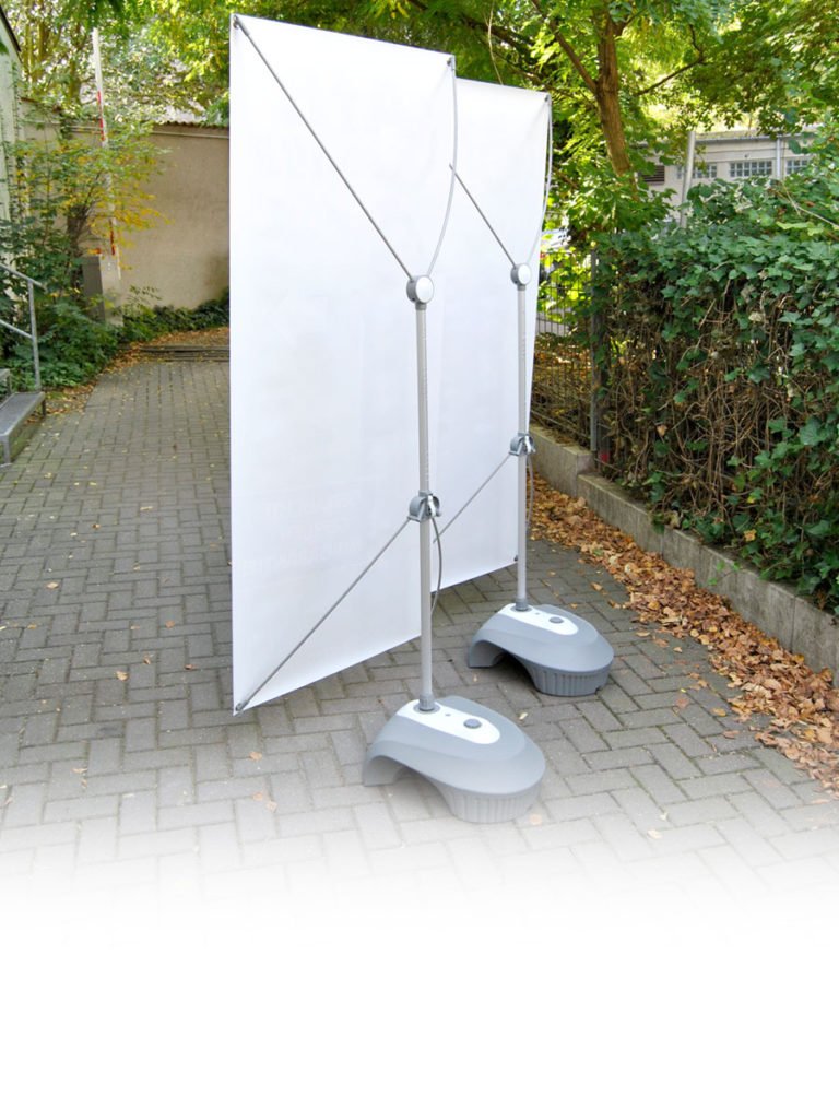 Outdoor X-Banner, Ansicht von hinten
