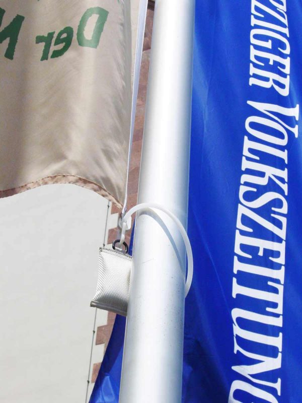 Kletterstoppgewicht zur Beschwerung von Fahnen